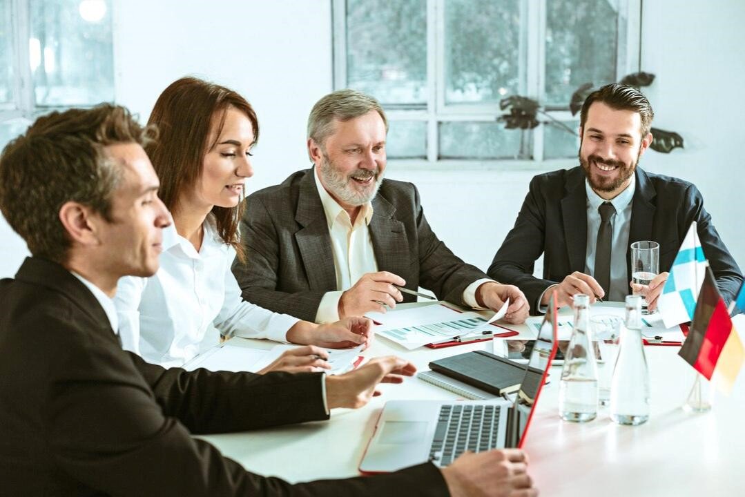 Mejora la toma de decisiones comerciales con un CRM efectivo