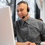 Cómo WhatsApp con IA Reduce Tiempos de Respuesta y Mejora la Retención de Clientes