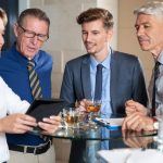 Cómo el CRM Facilita la Toma de Decisiones Basada en Datos