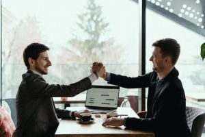 Personalización a Gran Escala: Utilizando CRM para Satisfacer a Cada Cliente